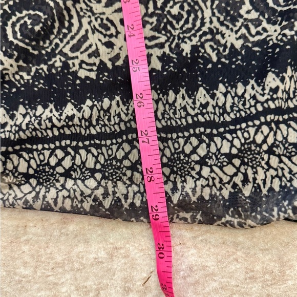 SESE CODE Women's Black and Tan‎ Flutter Sleeve Blouse – Size 3XL FLowy Lined - Picture 7 of 11